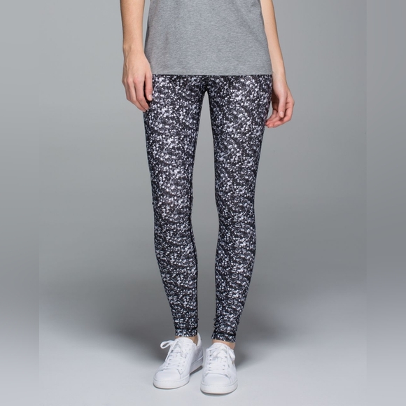 Lululemon Shine Tight Shimmy Shimmer Womens 4 Athlesuire Sporty Yoga Gym Sporty - Picture 5 of 16